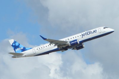 Embraer 190 (N317JB) Deja Blue
