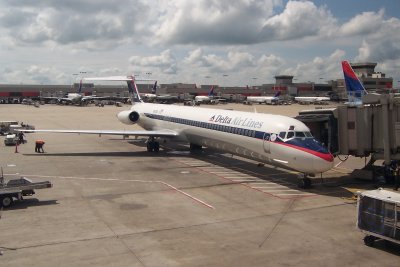 McDonnell Douglas MD-88 (N932DL)