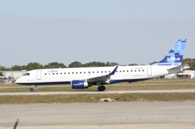 Embraer 190 (N283JB) Pretty in Blue