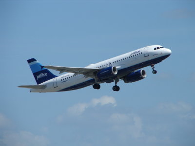 Airbus A320 (N637JB) Big Blue Bus