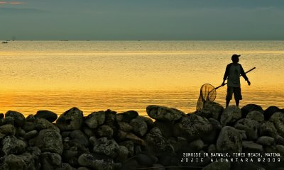 Sunrise in Baywalk, Davao