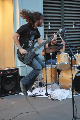 Sometimes a guitarist can take off