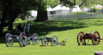 Rebels__Redcoats_051912_003.JPG