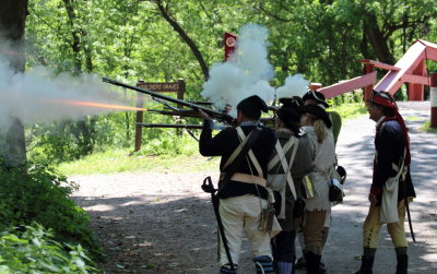 Rebels__Redcoats_051912_017.JPG