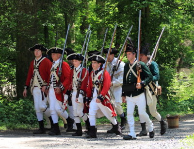 Rebels__Redcoats_051912_024.JPG