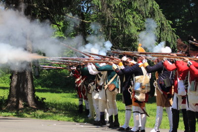 Rebels__Redcoats_051912_031.JPG
