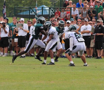 Eagles_Training_Camp_080312_039.JPG