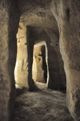 Newly excavated cave at Maresha.JPG