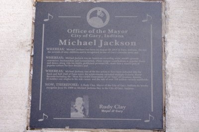 Michael Jackson Driveway Memorial - Gary (1).jpg