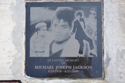 Michael Jackson Driveway Memorial - Gary (2).jpg