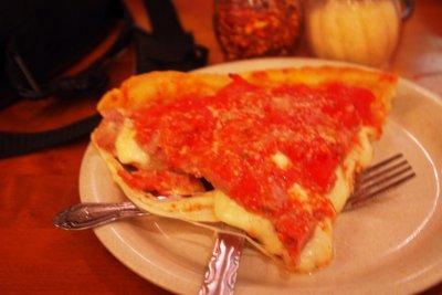 Giordano's Deep Dish Chicago Pizza (2).jpg