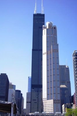 Willis Tower and 311 Wacker Drive.jpg