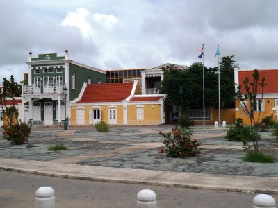 Buildings in Oranjestad.jpg