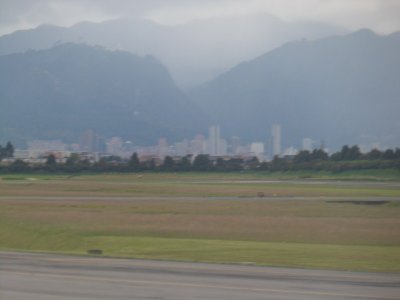Arrival into El Dorada - Bogota.jpg