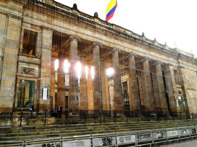 Columns and Patio - Capitolio Nacional.jpg