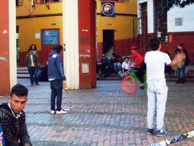 Street Performers - Plazoleta del Chorro de Quevedo.jpg