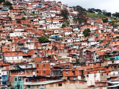 Barrios in Caracas.jpg