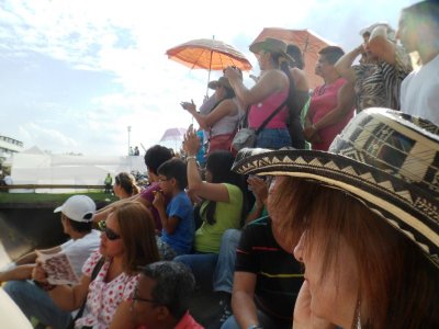 Crowd at El Salsodromo (2).jpg