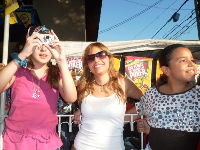Kate so Happy - El Salsodromo.jpg