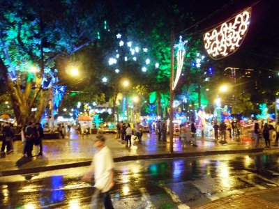 Los Alumbrados en Itagui - Christmas Lights Itagui (1).jpg