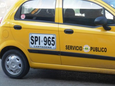Taxi in Cartagena (1).jpg