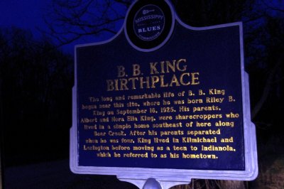 BB King Birthplace Plaque - Itta Bena.jpg