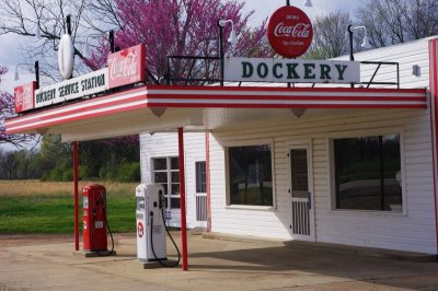 Vintage Gas Station - Dockery.jpg