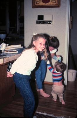 Val, Jen and Daverly-Waverly playin' around