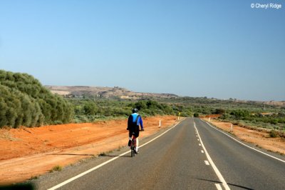 9283- cycling, Broken Hill outskirts