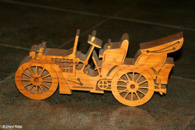 8616- vintage car wood carving