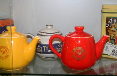 7668 - Tuckfields teapots