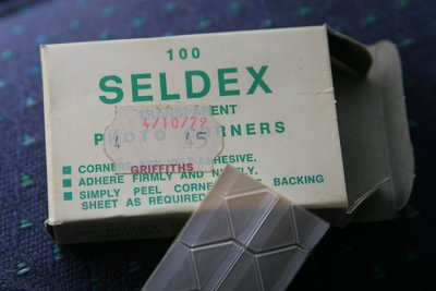 7149-seldex-photo-corners.jpg
