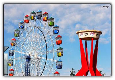 ferris wheel and pie