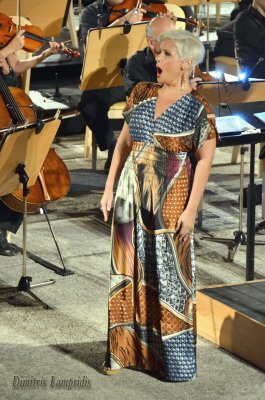 Ines  Zikou - mezzo - soprano ...