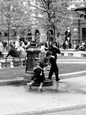 Fountain Play - Milan