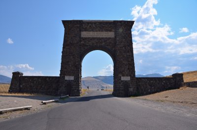 Gardner & N Entrace