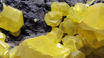 Sulfur from Smithsonian Natural History Museum