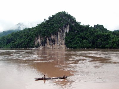 Paku cave