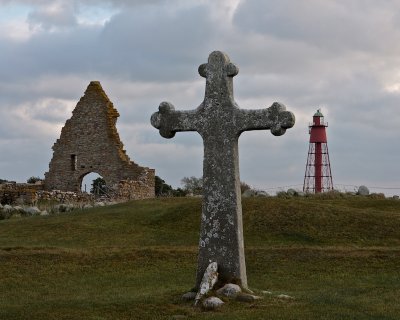 Medieval cross, Sancta Britas Chapel and Lighthouse Kapelludden.