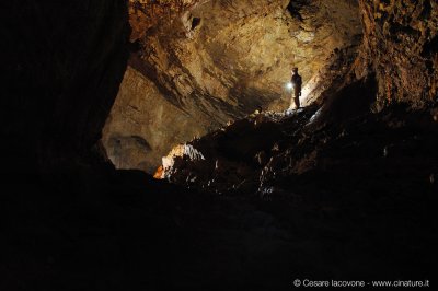Grotta-del-Cavallone.jpg