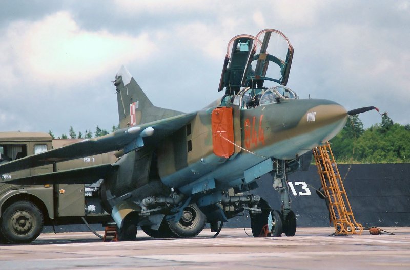 MiG-23UB 844