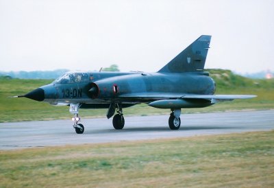 Mirage IIIE 404