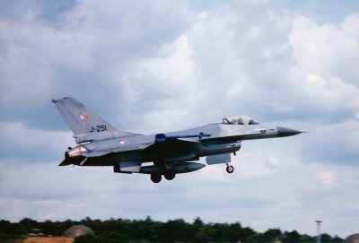 F-16A J-251