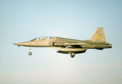 NF-5B K-4005