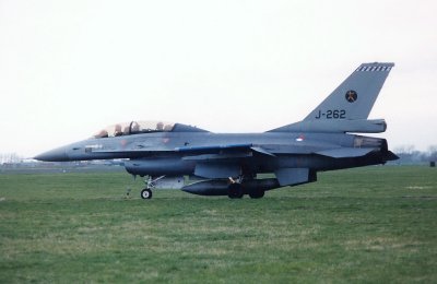 F-16B J-262