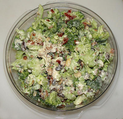 g4/25/285225/3/61231699.WestPointBroccoliSalad.jpg