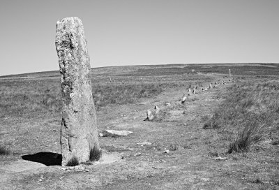 Drizzlecombe stone row (8/3/06)