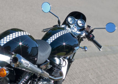 Triumph Thruxton 900