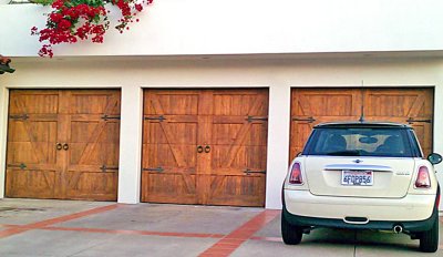 hB garage doors 2.jpg