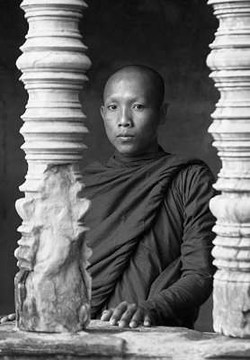 _MG_5710_monk_grayscale_PB.jpg